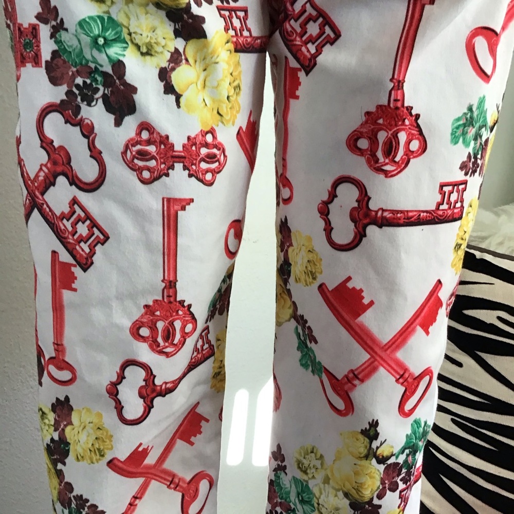 Azadeh Cool Skinny Jeans - Picture 4 of 7